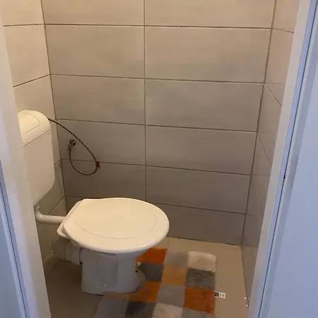 Vinarsky Dum Kovarna Apartment Brezi