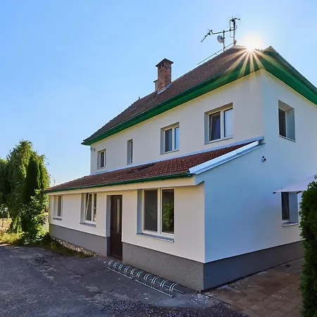 Vinarsky Dum Kovarna Apartment